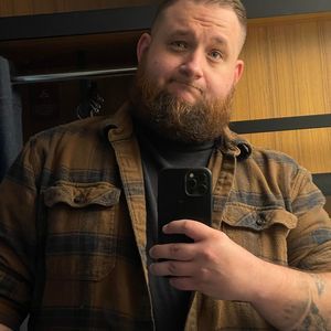 Meet your Posher, Christopher